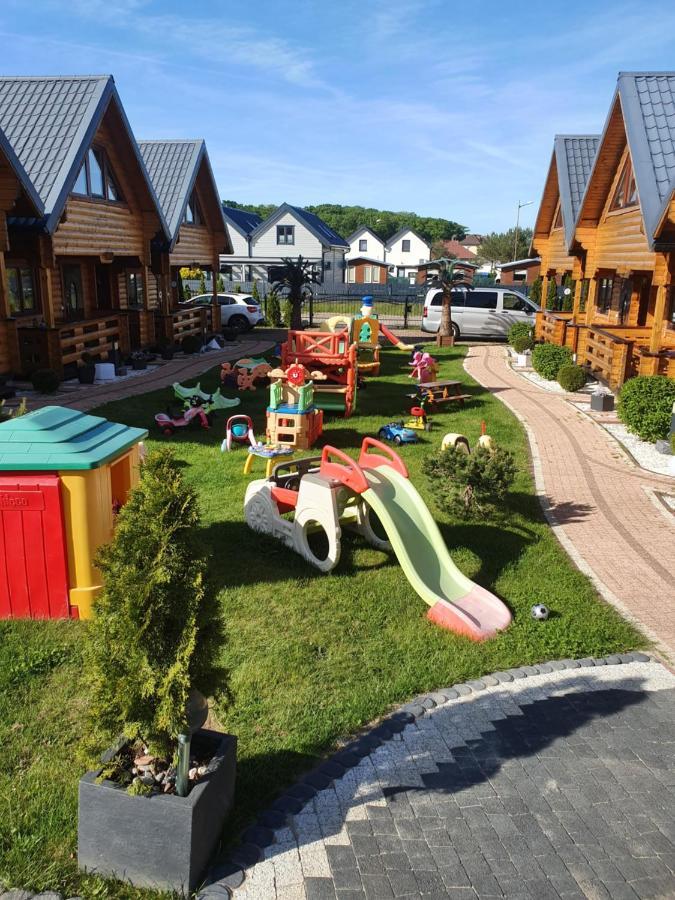 Domki Letniskowe Paradise Rewal Exteriör bild